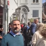 Sysiojantis berniukas